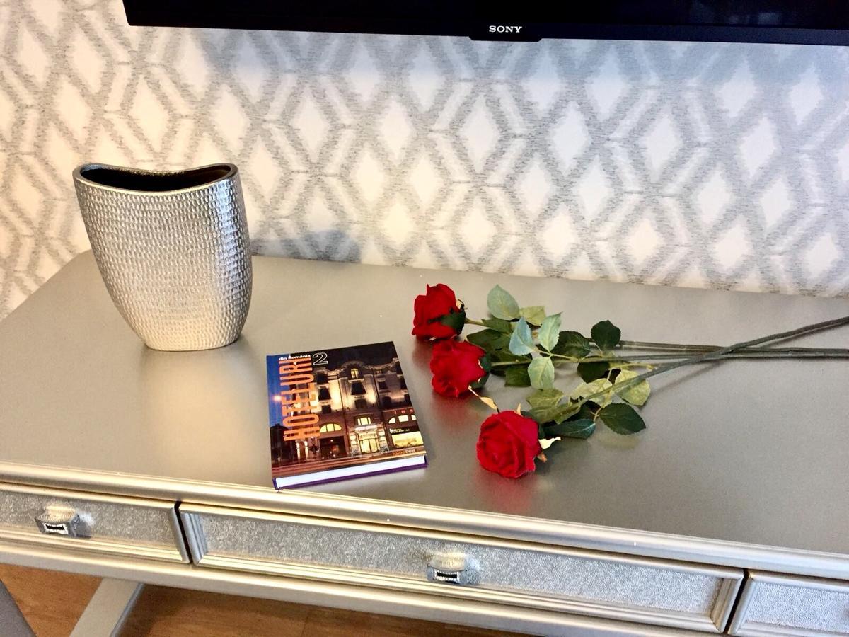 בראשוב Flori De Iulie Apartamente מראה חיצוני תמונה
