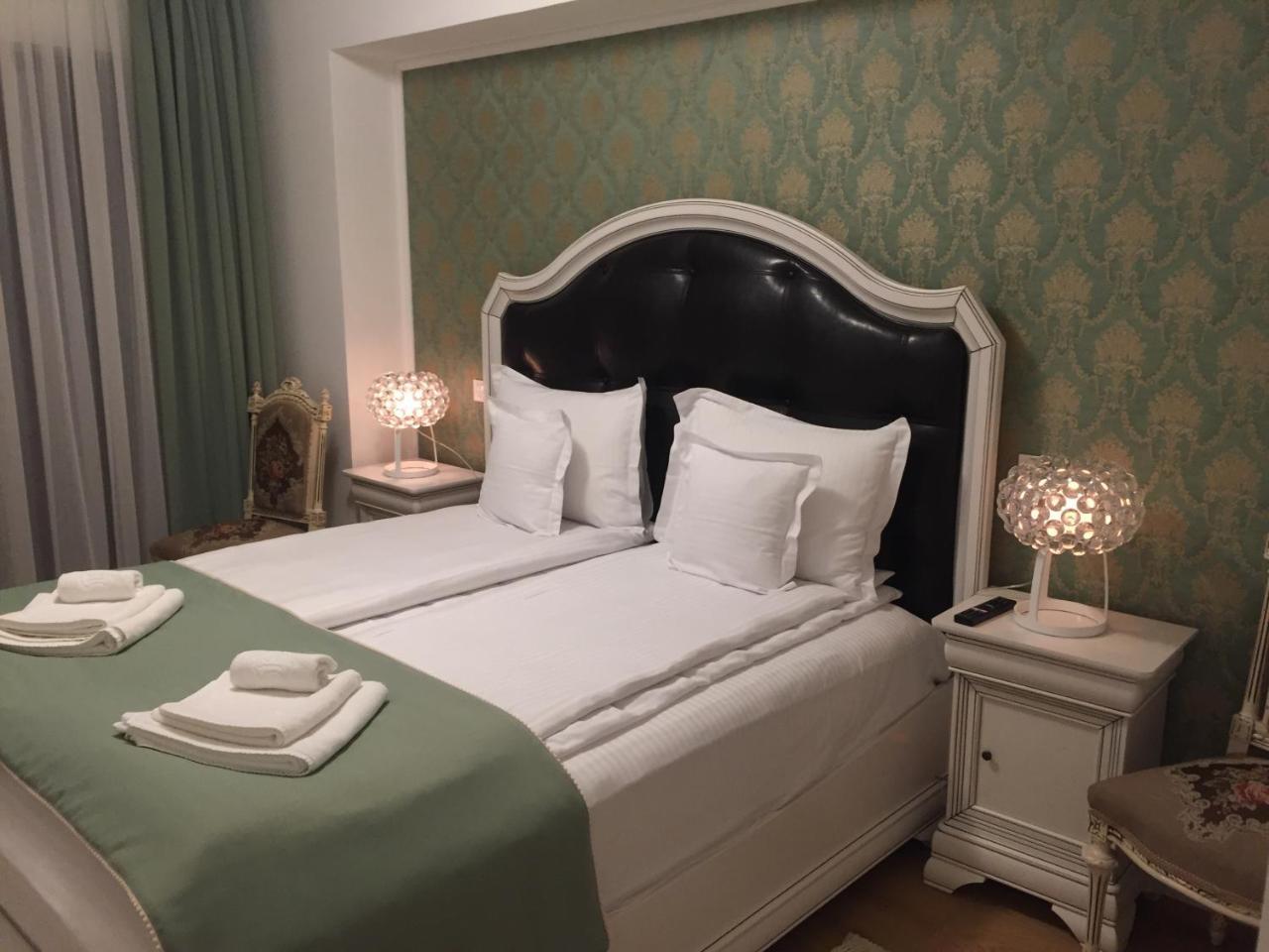 בראשוב Flori De Iulie Apartamente מראה חיצוני תמונה