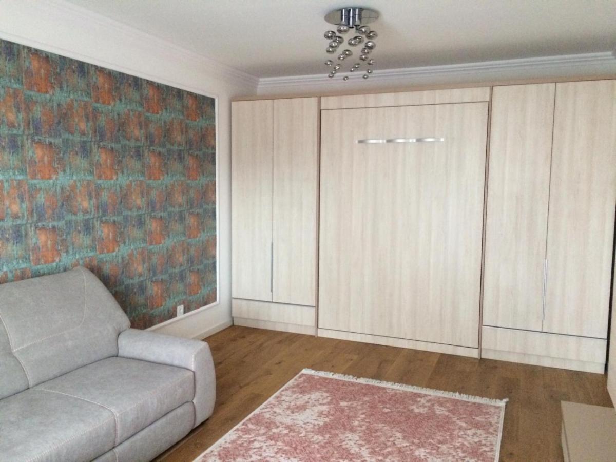 בראשוב Flori De Iulie Apartamente מראה חיצוני תמונה